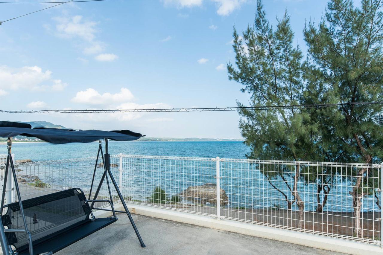 Вилла Sea Side Yaka Онна Экстерьер фото